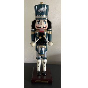 2008 Philadelphia eagles 14 inch wooden nutcracker